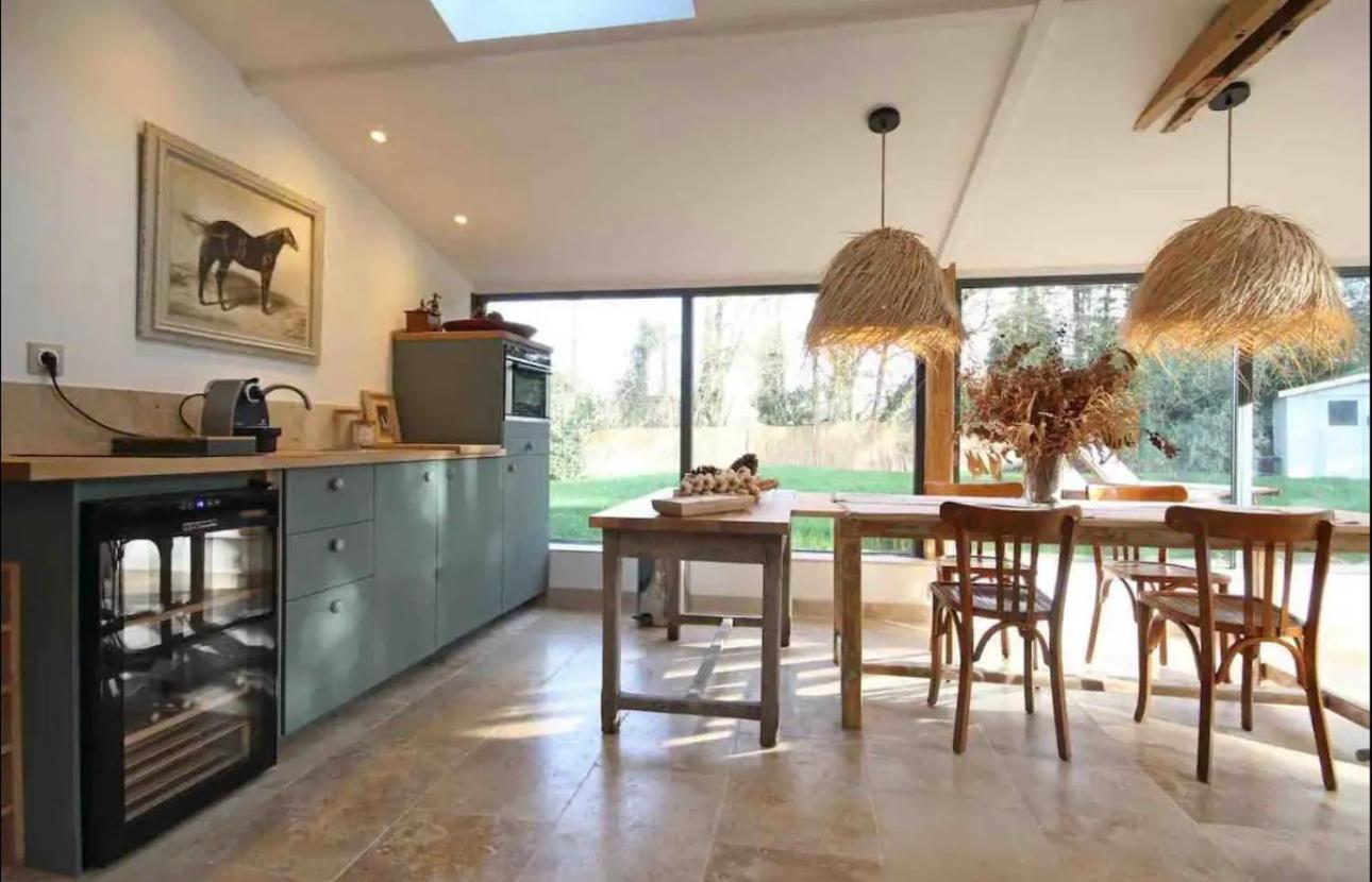 Cottage Normand Avec Sa Grande Piscine Chauffee Toute L Annee Sur Parc Arbore Et Clos En Plein Coeur De La Campagne Adapte Aux Kids Et Dog Friendly Saint-Antonin-de-Sommaire Exteriör bild